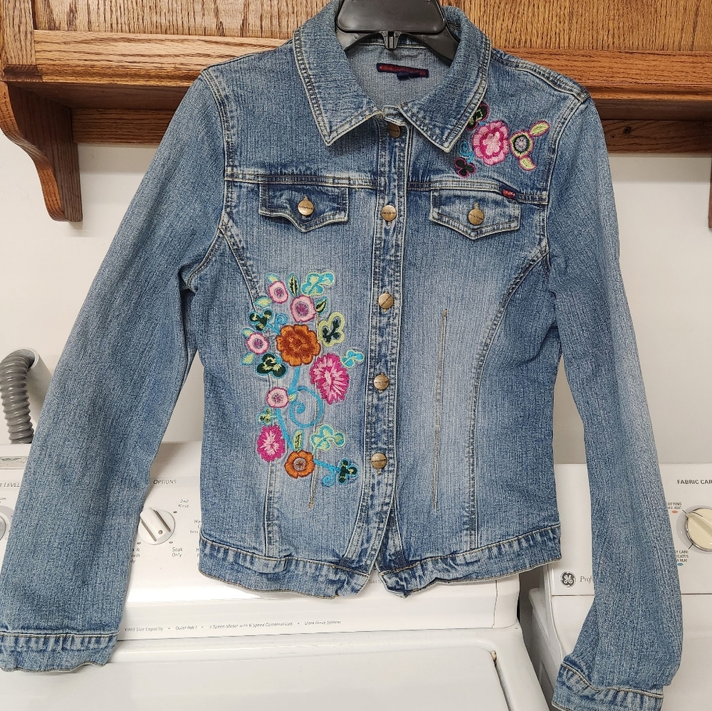 Fashion Embroidered Denim Jacket